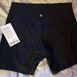 Lululemon Align ribbed High Rise 6" black shorts